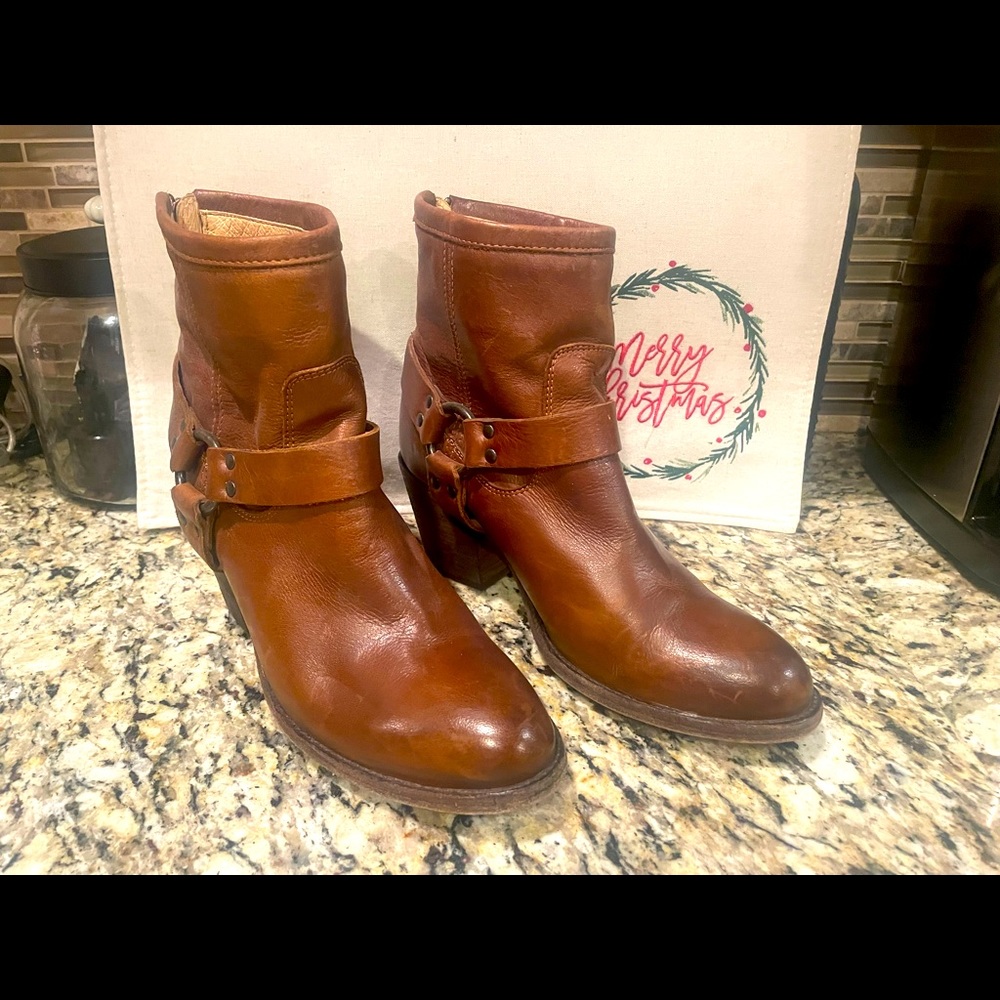 Frye Tabitha harness bootie SZ 9.5